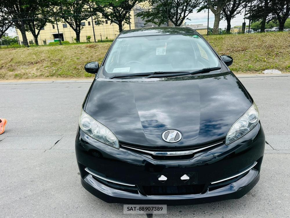 Toyota WISH 2011 7013712-7