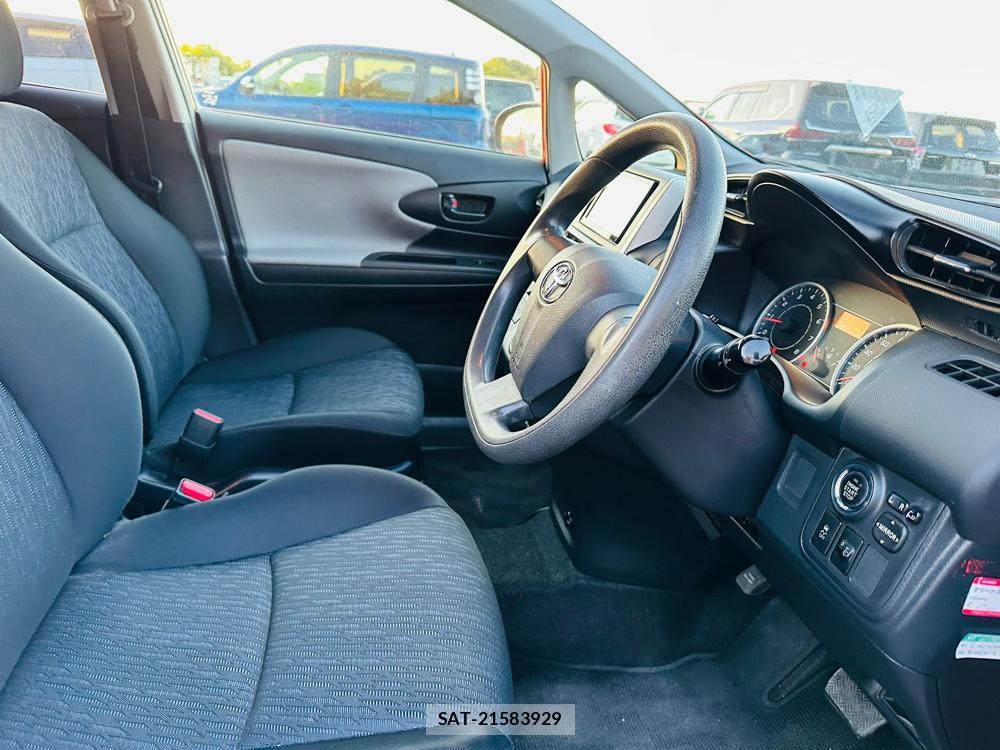 Toyota WISH 2012 7074646-11