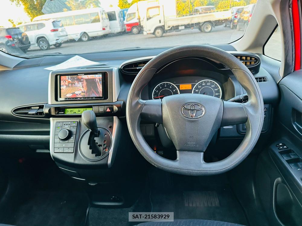 Toyota WISH 2012 7074646-13