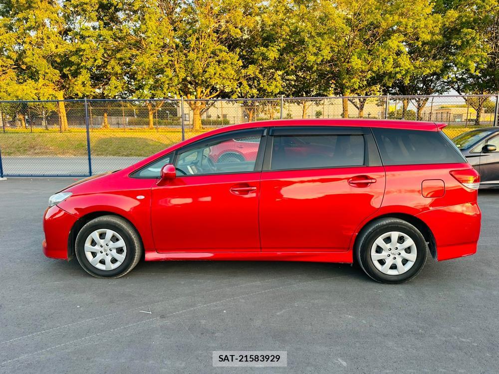 Toyota WISH 2012 7074646-1