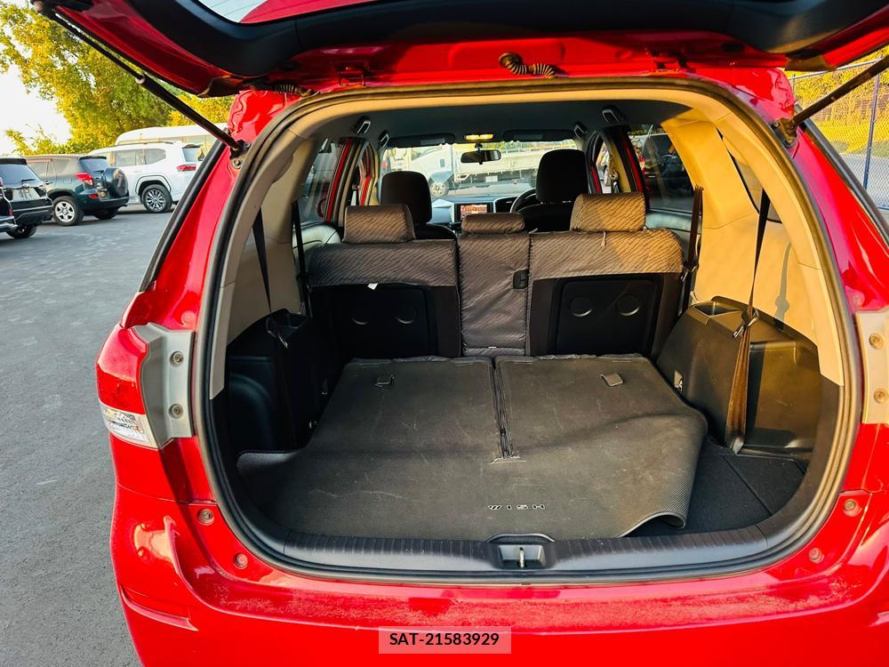 Toyota WISH 2012 7074646-25