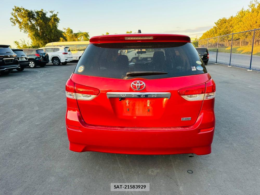 Toyota WISH 2012 7074646-3
