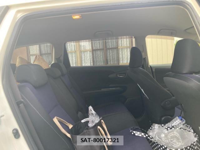 Toyota WISH 2013-06 7227460-11