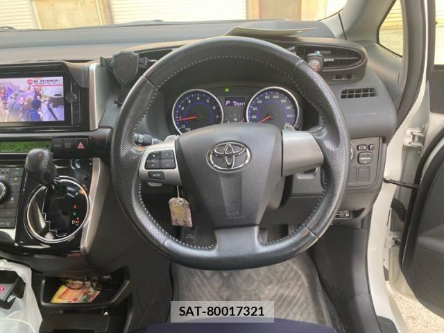 Toyota WISH 2013-06 7227460-15