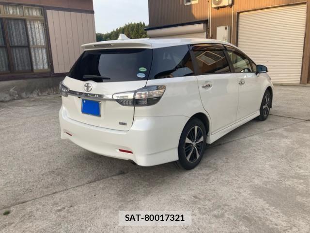 Toyota WISH 2013-06 7227460-2