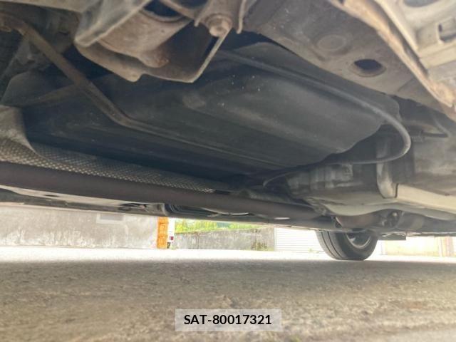 Toyota WISH 2013-06 7227460-5