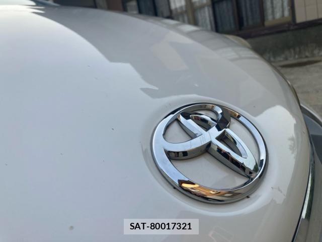Toyota WISH 2013-06 7227460-8
