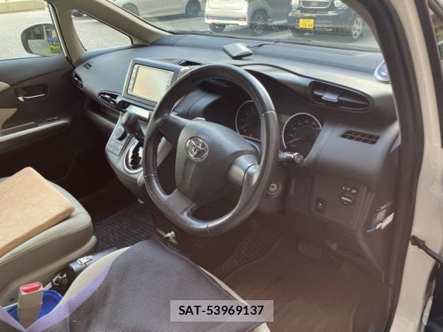 Toyota WISH 2009-11 7227455-13