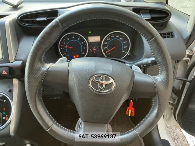 Toyota WISH 2009-11 7227455-16