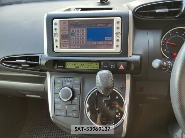 Toyota WISH 2009-11 7227455-17