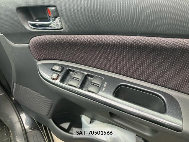 Toyota WISH 2009-01 7227452-17