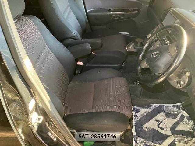 Toyota WISH 2007-12 7227447-13
