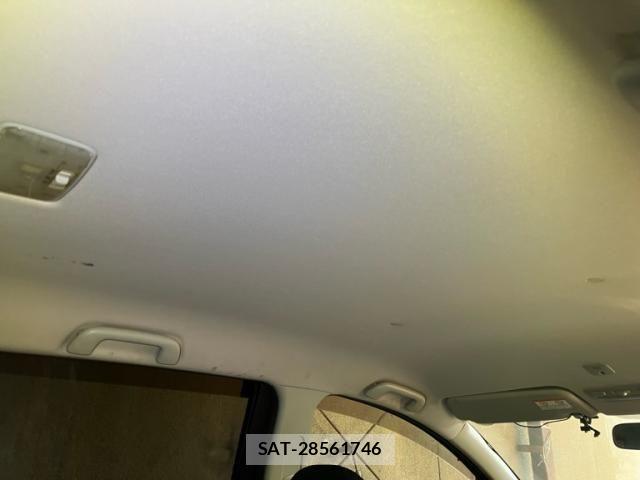 Toyota WISH 2007-12 7227447-19