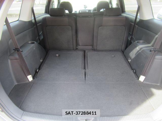 Toyota WISH 2006-04 7227448-12