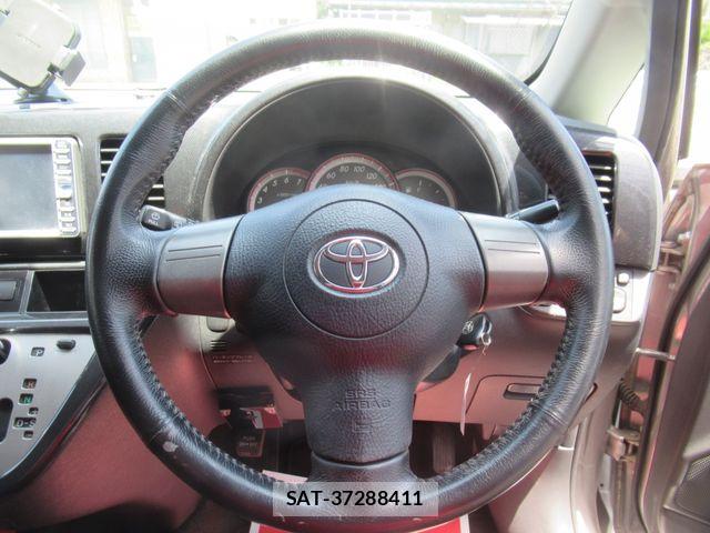 Toyota WISH 2006-04 7227448-16