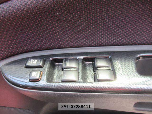 Toyota WISH 2006-04 7227448-21