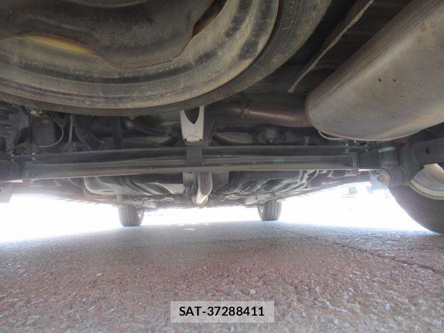 Toyota WISH 2006-04 7227448-28