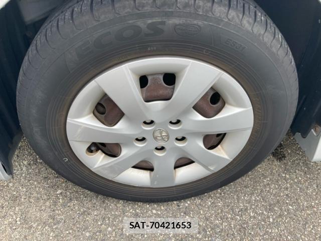 Toyota WISH 2013-08 7227461-10