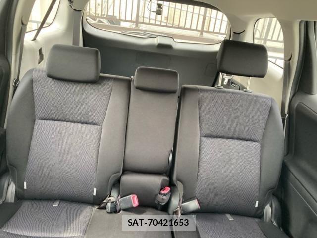 Toyota WISH 2013-08 7227461-21