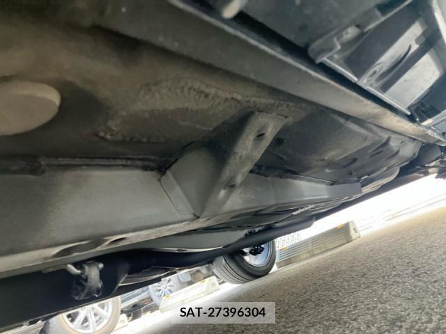 Toyota WISH 2013-03 7227459-9