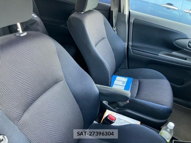 Toyota WISH 2013-03 7227459-11