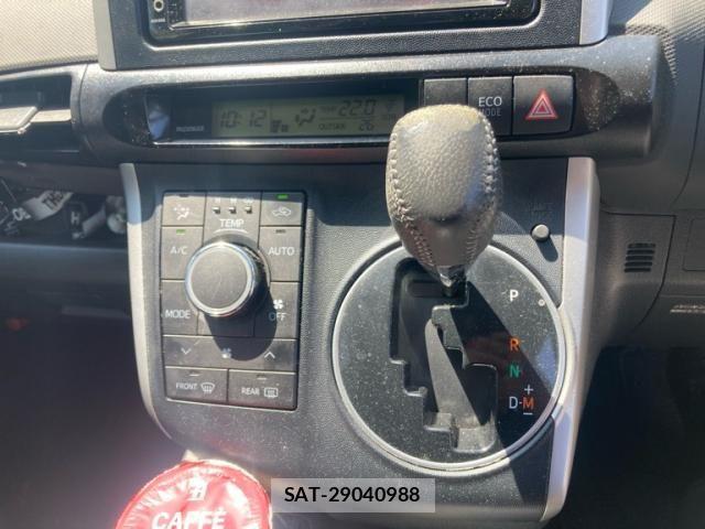 Toyota WISH 2009-07 7227451-23