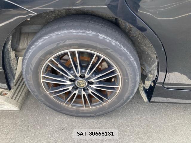 Toyota WISH 2013-11 7227462-9