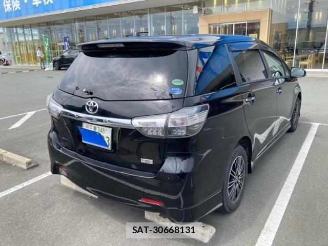 Toyota WISH 2013-11 7227462-5