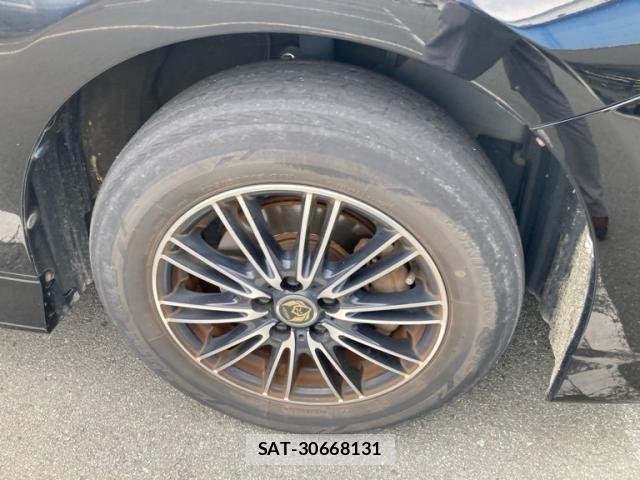 Toyota WISH 2013-11 7227462-8