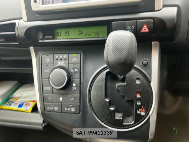 Toyota WISH 2009-08 7252914-21