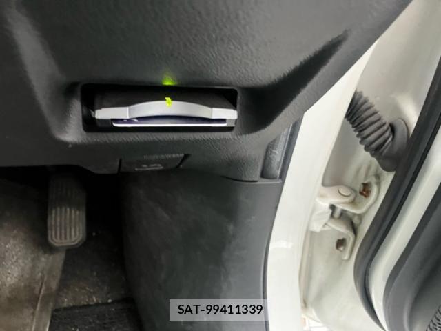 Toyota WISH 2009-08 7252914-22