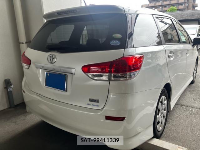 Toyota WISH 2009-08 7252914-3