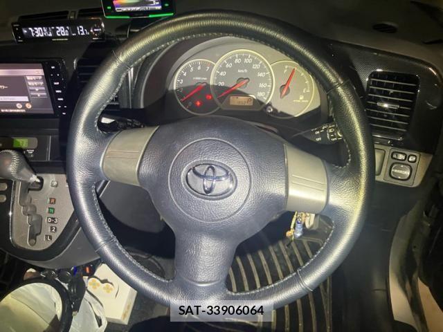 Toyota WISH 2004-02 7252917-12