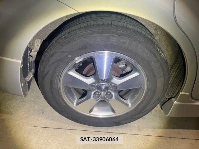 Toyota WISH 2004-02 7252917-5