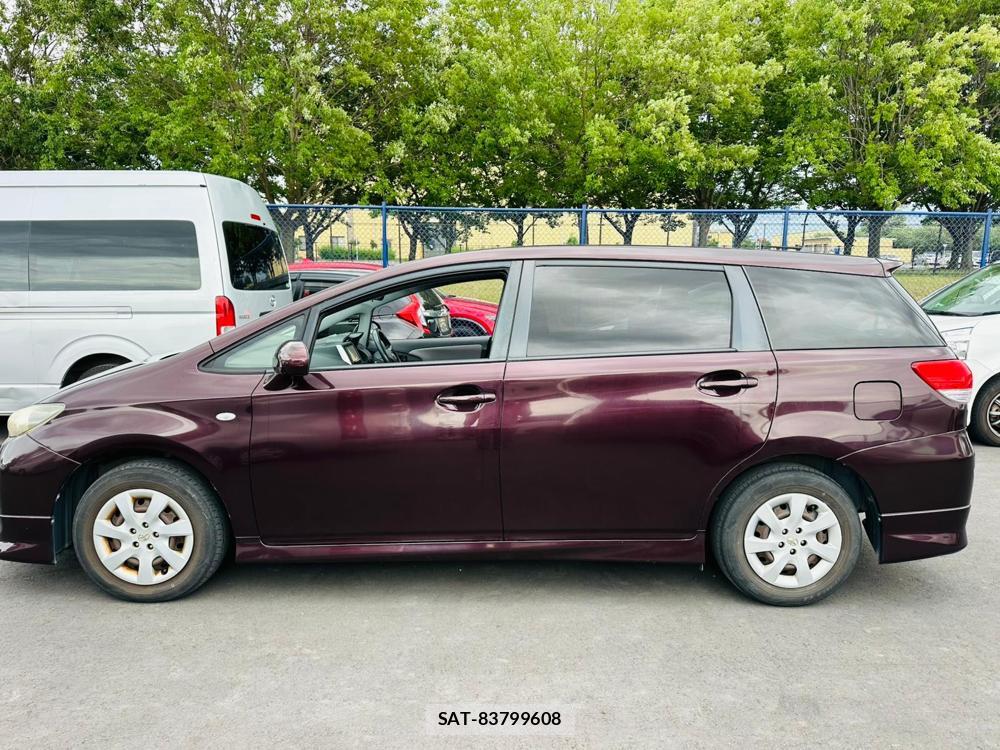 Toyota WISH 2012 7191155-1