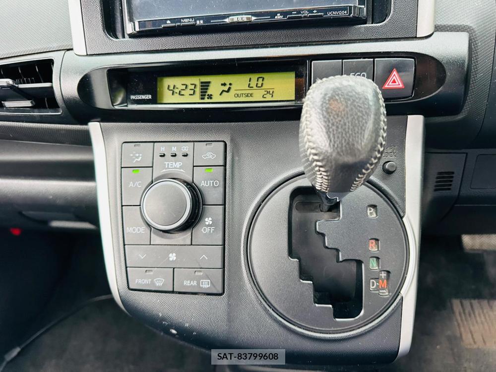 Toyota WISH 2012 7191155-19
