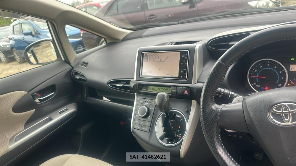 Toyota WISH 2009 6848846-16