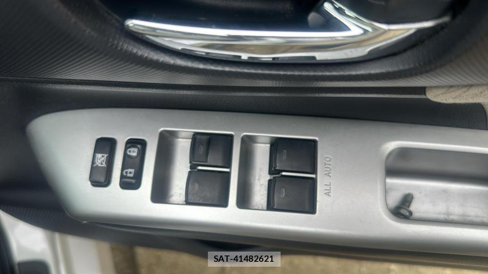 Toyota WISH 2009 6848846-20