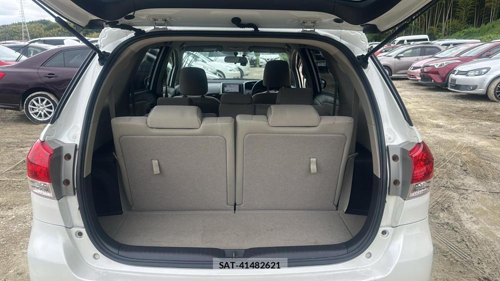 Toyota WISH 2009 6848846-23