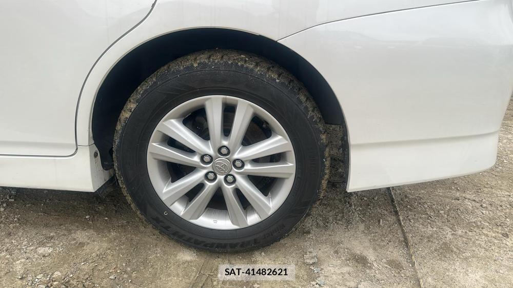 Toyota WISH 2009 6848846-28