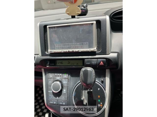 Toyota WISH 2010-06 7252912-17