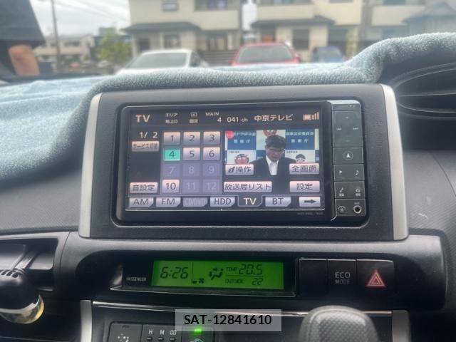 Toyota WISH 2010-05 7273311-17
