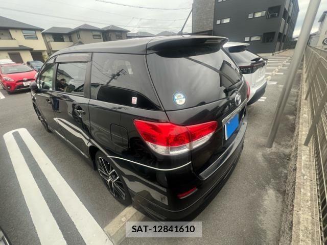 Toyota WISH 2010-05 7273311-4