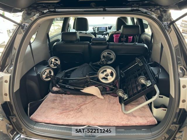 Toyota WISH 2011-12 7331378-23
