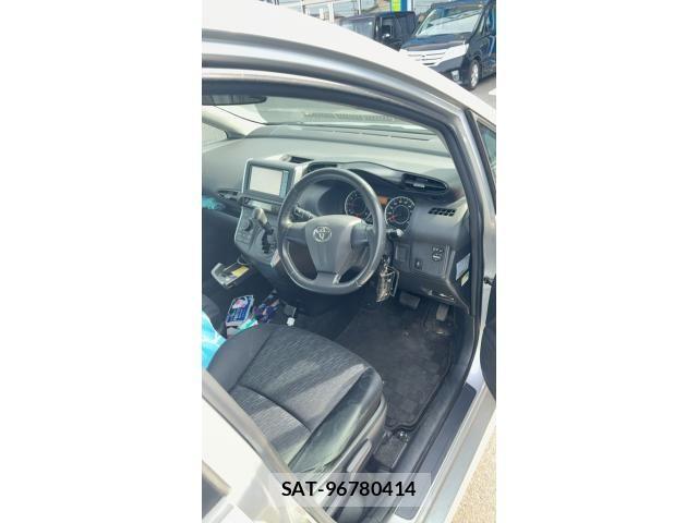Toyota WISH 2010-09 7331375-9