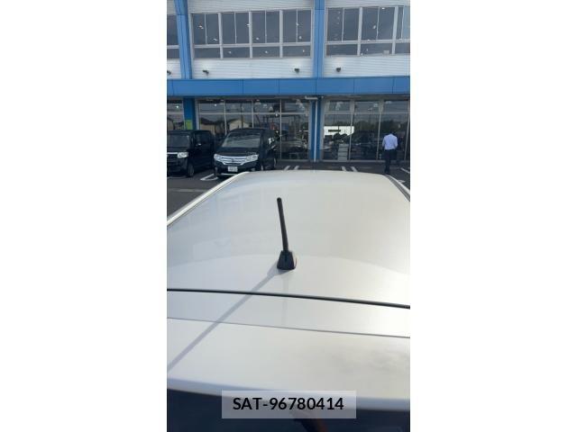 Toyota WISH 2010-09 7331375-16