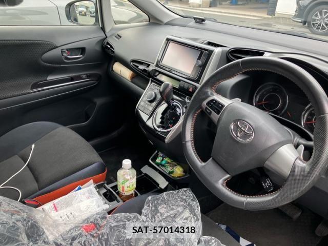 Toyota WISH 2012-08 7331377-12