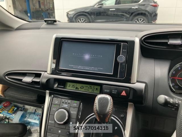 Toyota WISH 2012-08 7331377-16