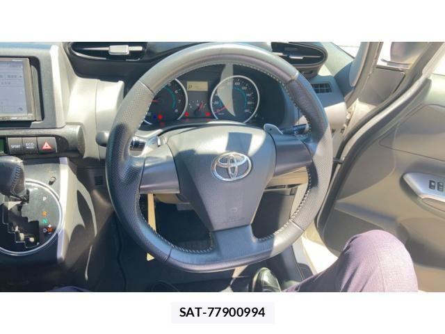 Toyota WISH 2009-11 7331374-10