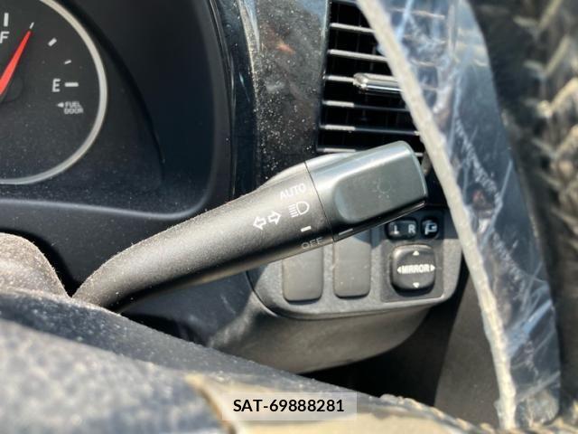 Toyota WISH 2006-06 7394965-17